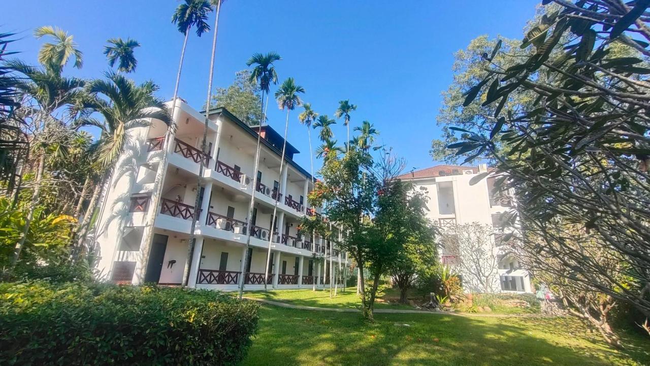 The Imperial Chiang Mai Resort & Sports Club Екстер'єр фото